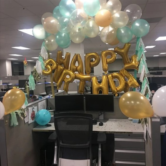 How to Decorate an Office Cubicle for Birthday Creative Ideas and Tips